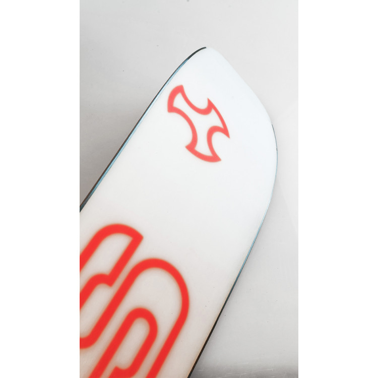  SKITRAB - SKIS NEVE 93